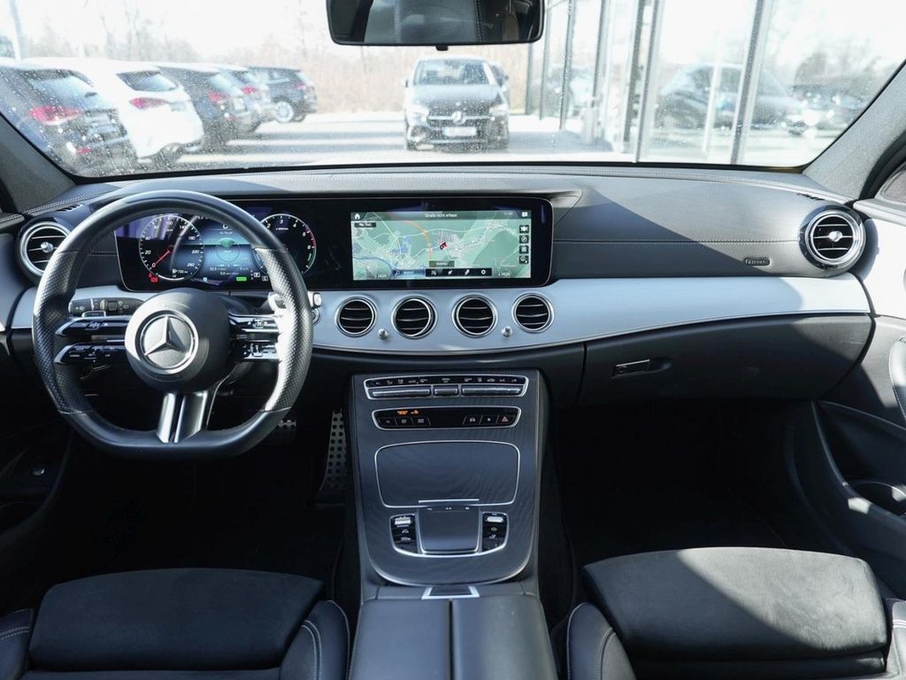Mercedes-Benz E 300 2021