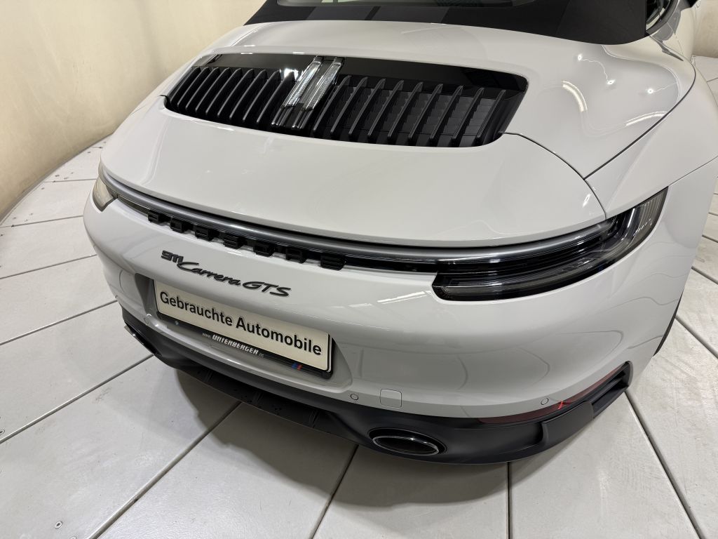 Porsche 992 2022