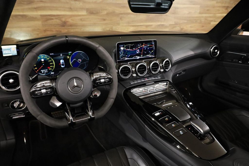 Mercedes-Benz AMG GT 2020