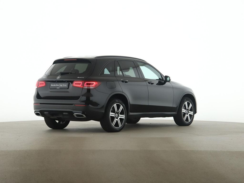 Mercedes-Benz GLC 300 2021