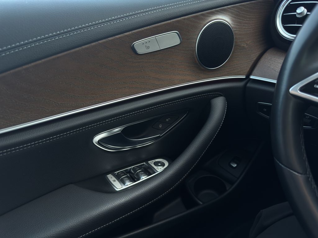 Mercedes-Benz E 300 2021