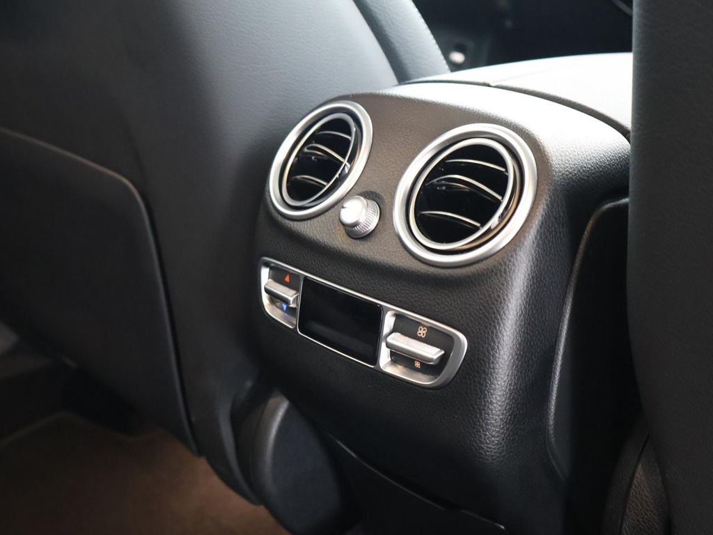 Mercedes-Benz GLC 300 2021