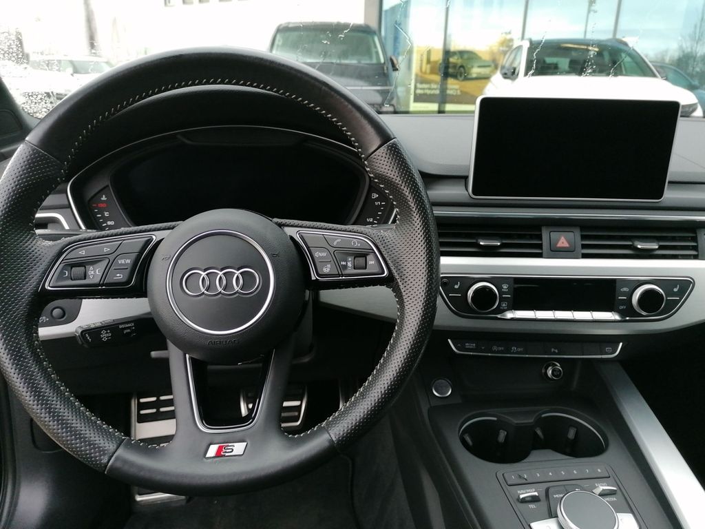 Audi A4 2016