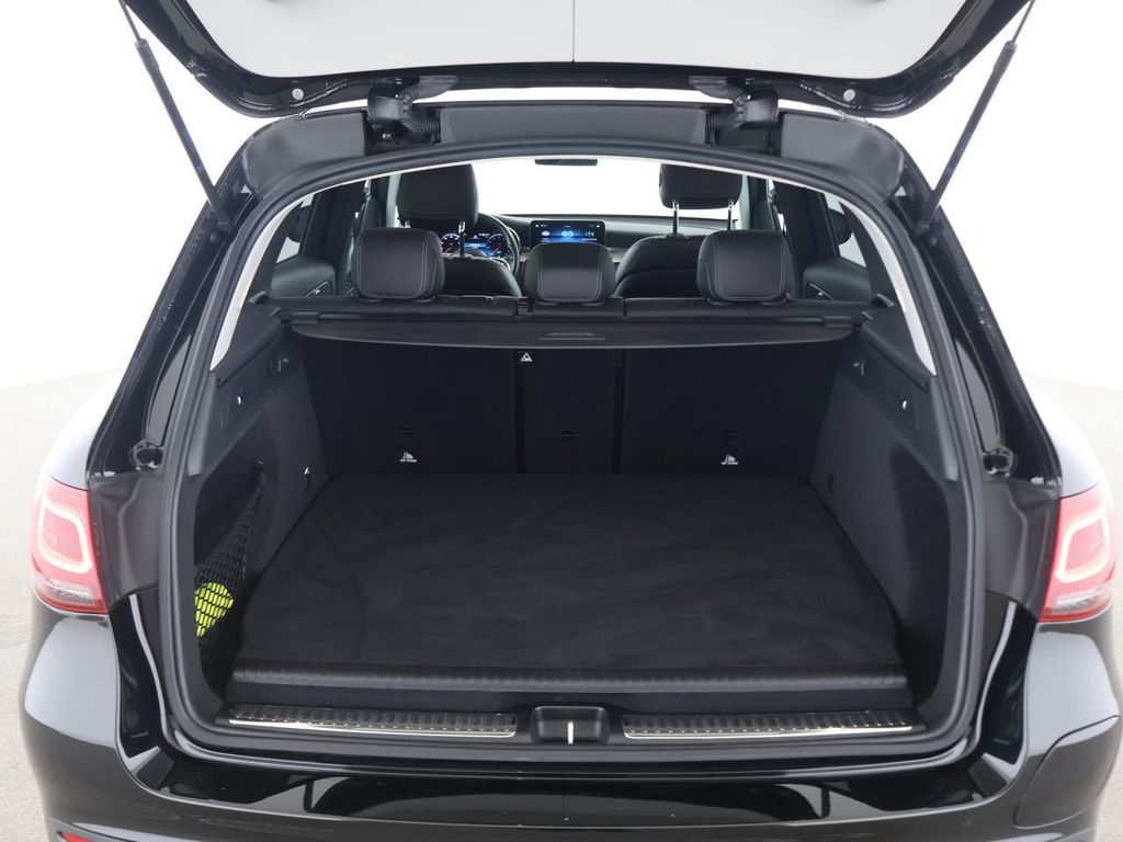 Mercedes-Benz GLC 300 2021