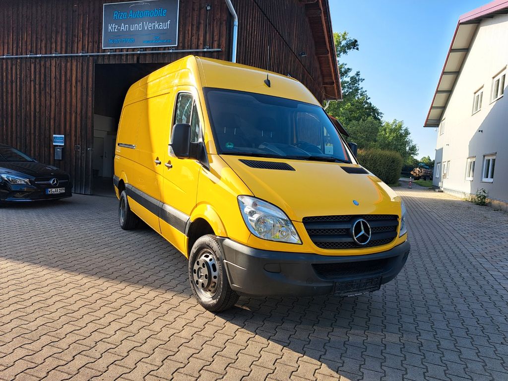 Mercedes-Benz Sprinter 2012