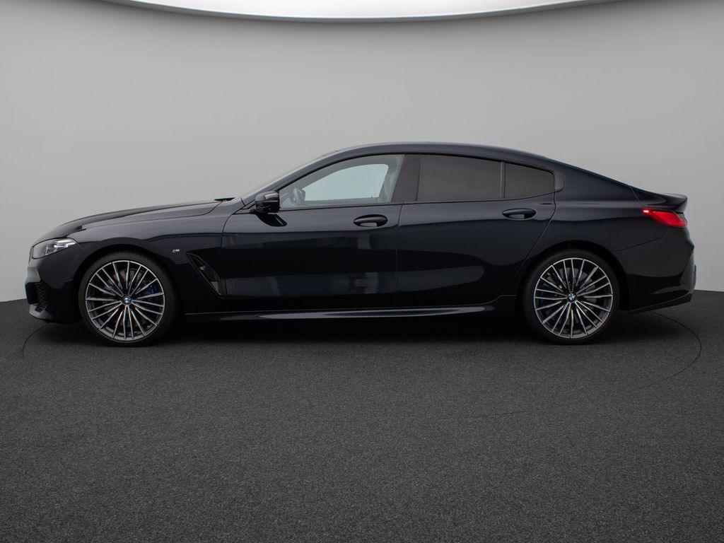 BMW M850 2021