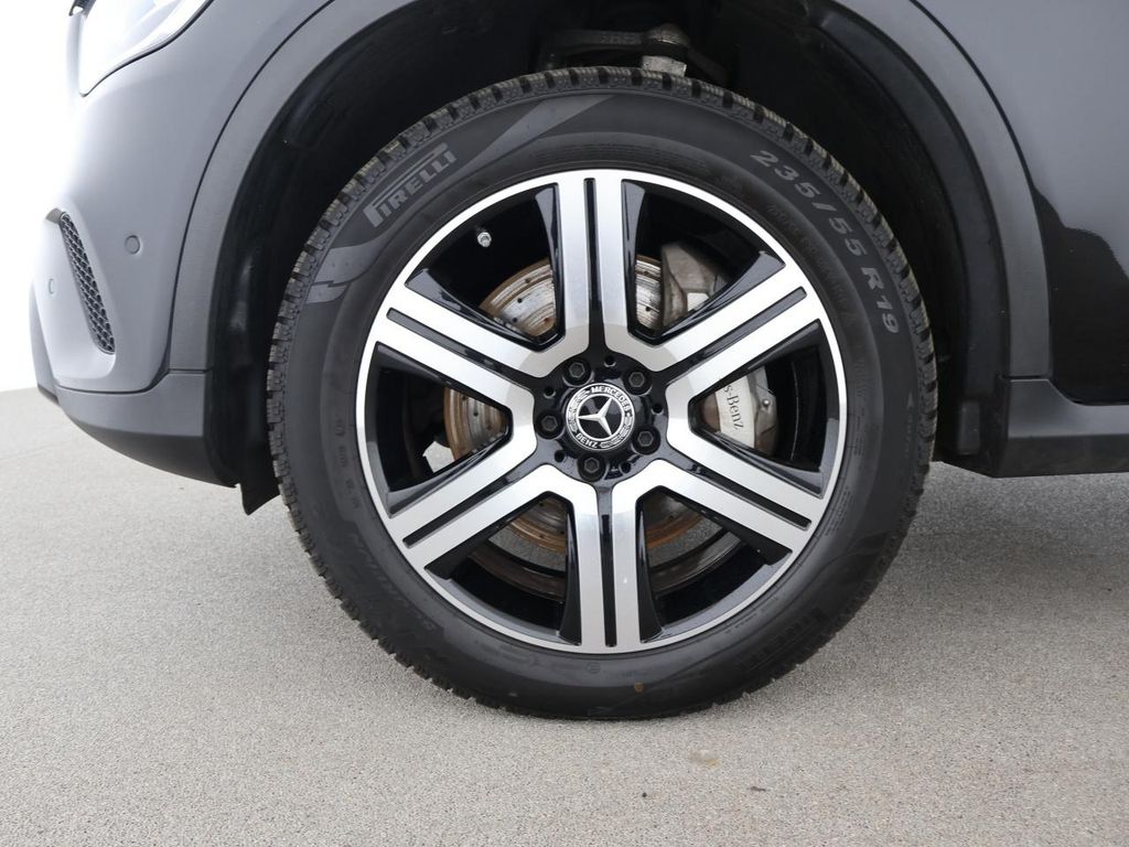 Mercedes-Benz GLC 300 2021