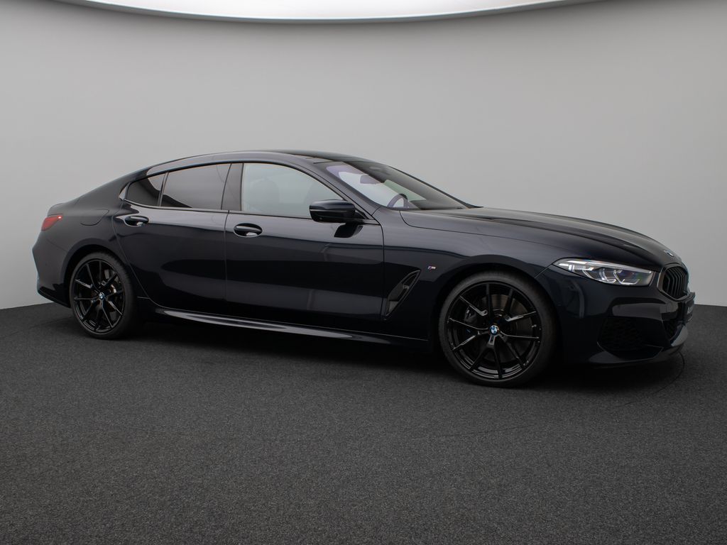 BMW M850 2022
