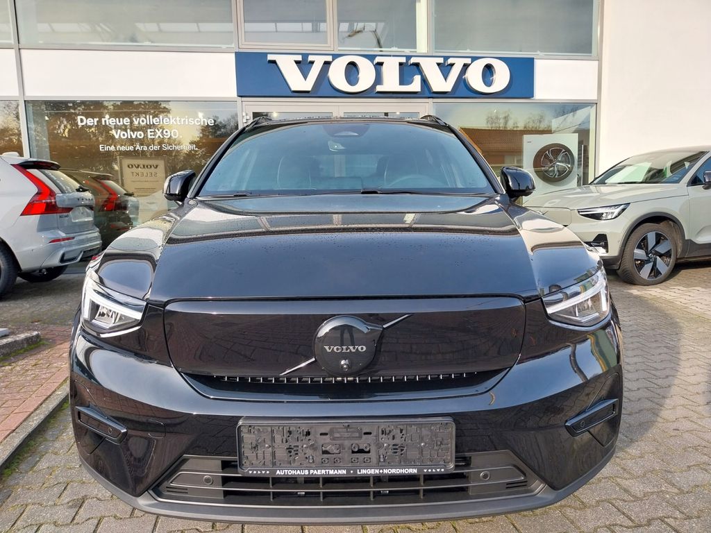 Volvo EX40 2026