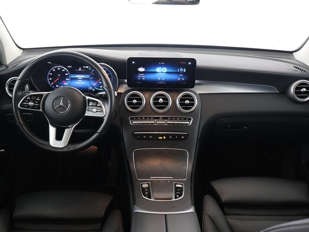 Mercedes-Benz GLC 300 2021