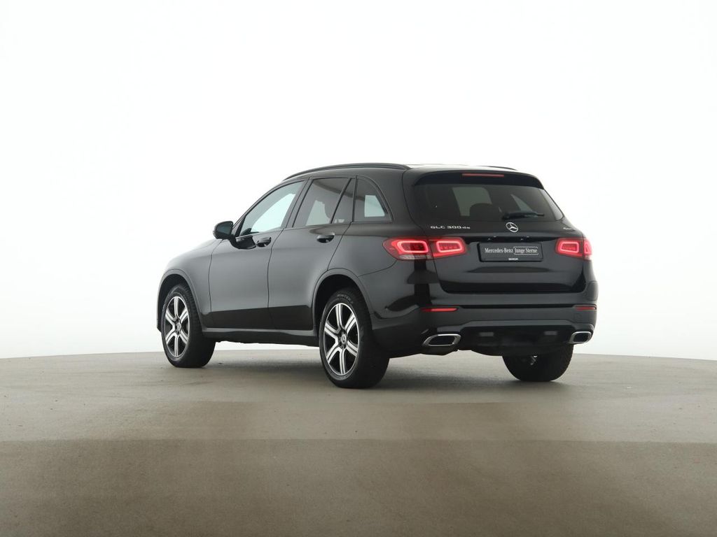 Mercedes-Benz GLC 300 2021