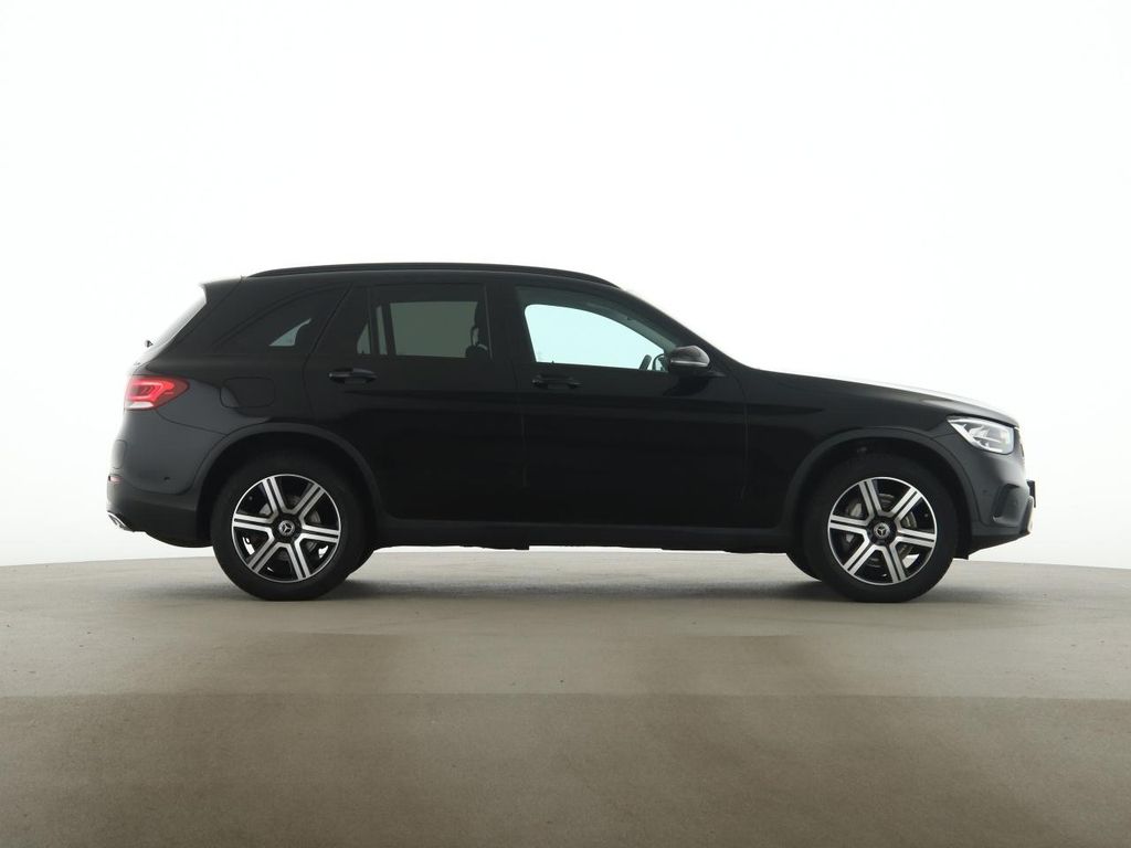 Mercedes-Benz GLC 300 2021