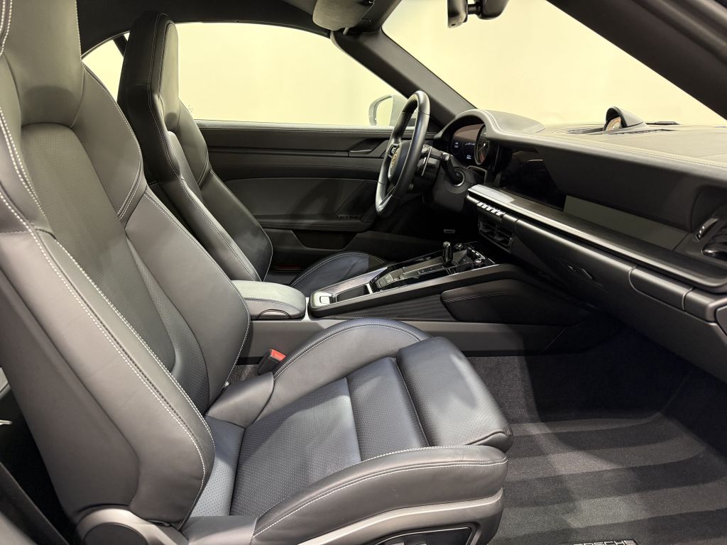 Porsche 992 2022