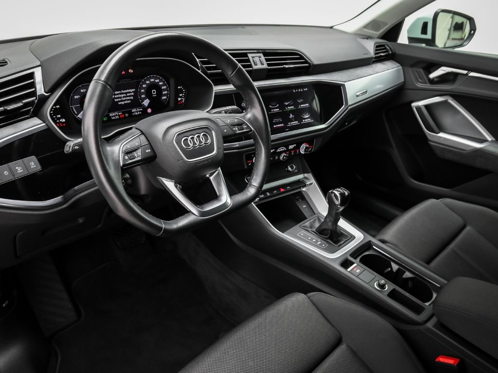Audi Q3 2021