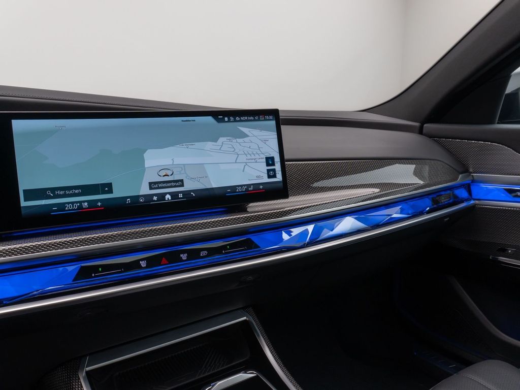 BMW i7 2023