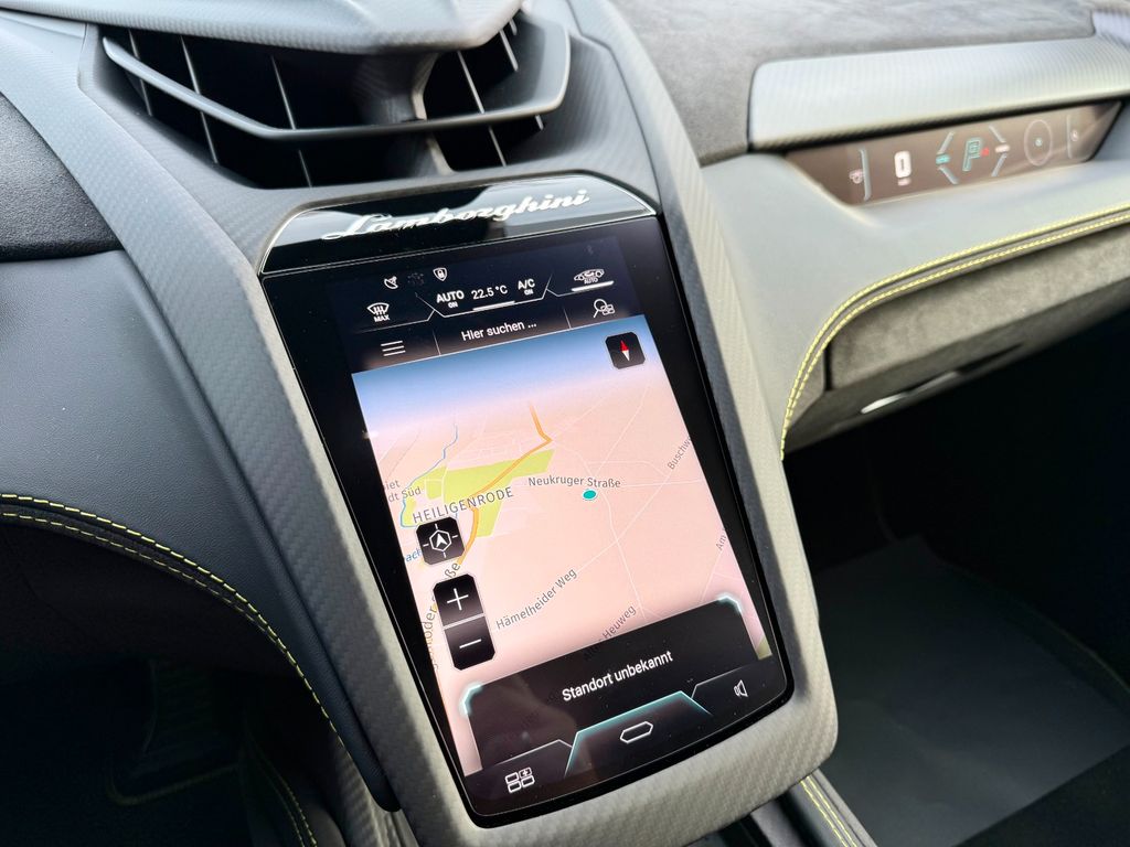 Lamborghini Revuelto 2025