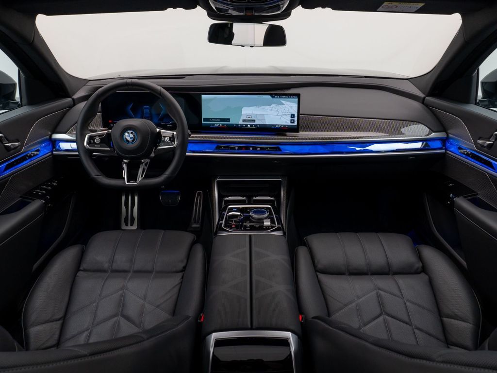BMW i7 2023