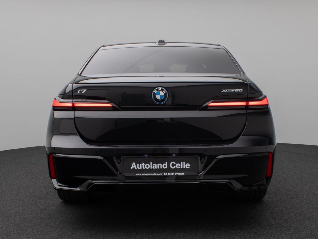 BMW i7 2023