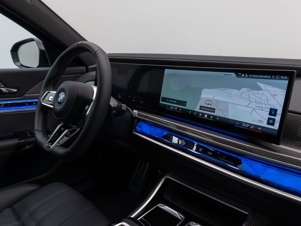BMW i7 2023