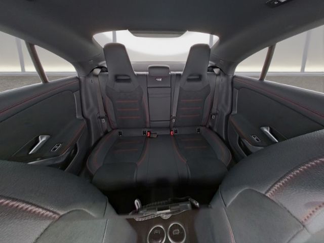 Mercedes-Benz CLA 220 2025