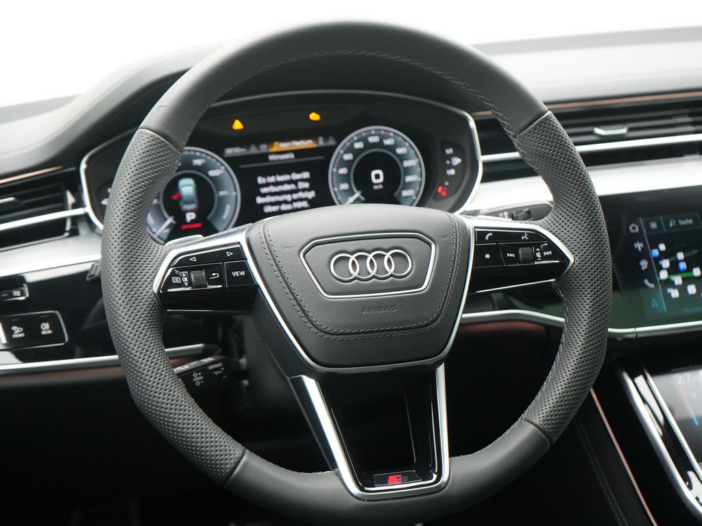 Audi A8 2024