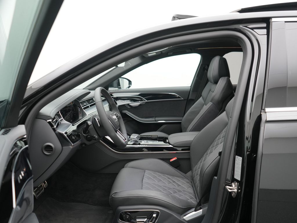 Audi A8 2024