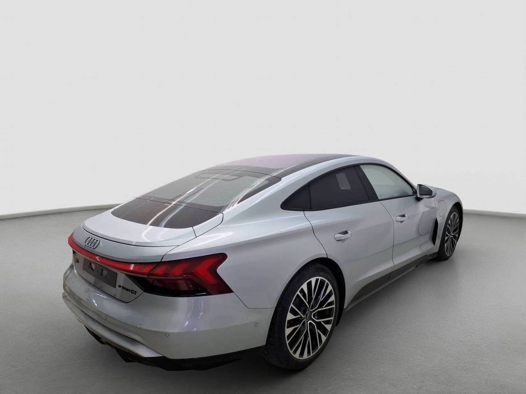 Audi e-tron GT 2024