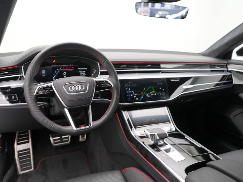 Audi S8 2024