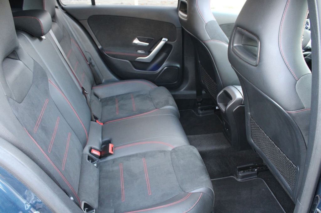 Mercedes-Benz A 220 2022