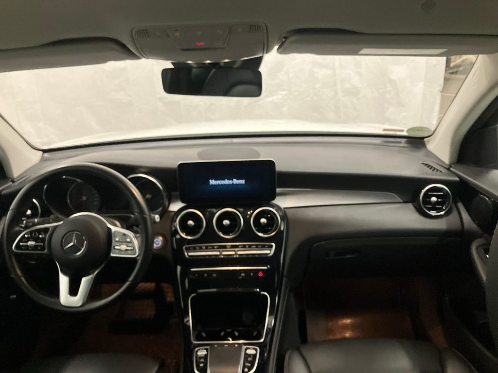 Mercedes-Benz GLC 300 2020