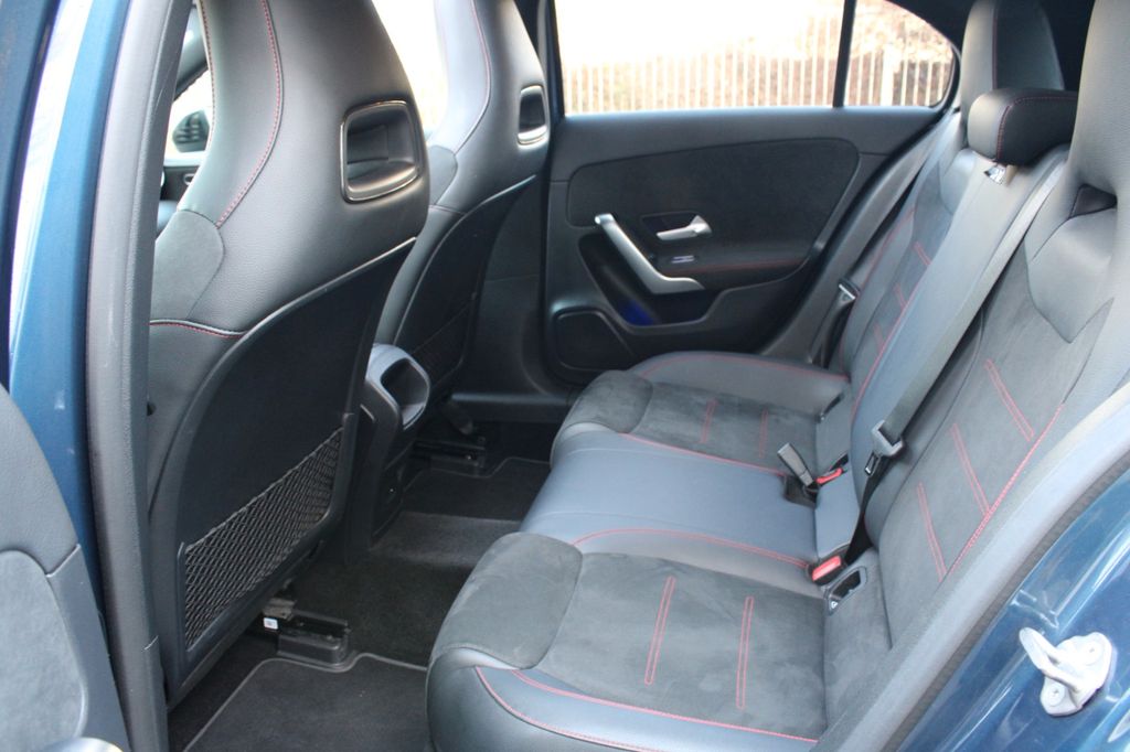 Mercedes-Benz A 220 2022