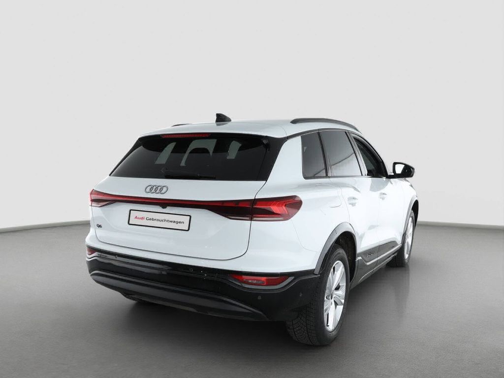 Audi Q6 e-tron 2025