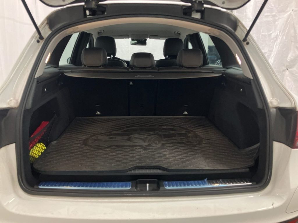 Mercedes-Benz GLC 300 2020