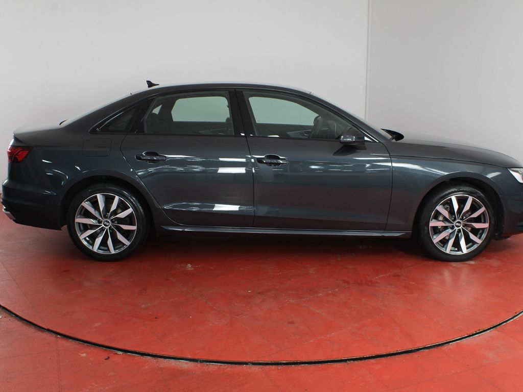 Audi A4 2021