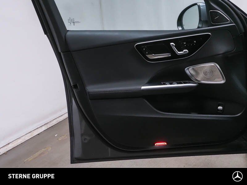 Mercedes-Benz C 300 2024