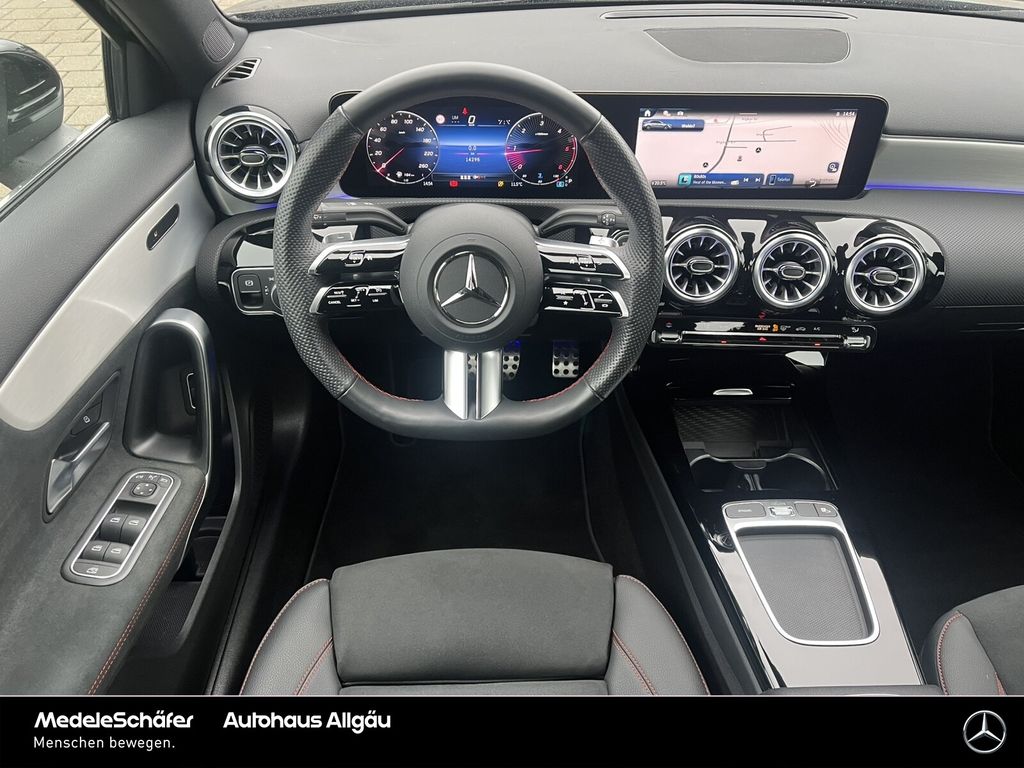 Mercedes-Benz A 220 2024