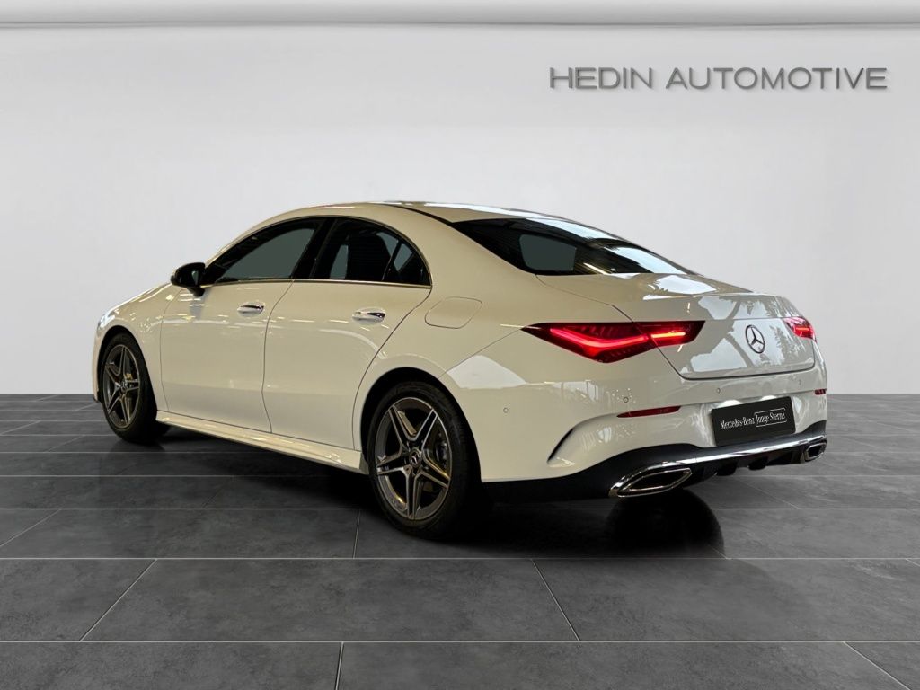 Mercedes-Benz CLA 200 2025
