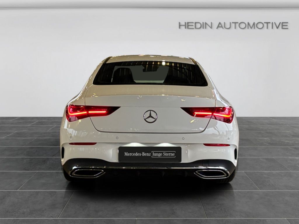 Mercedes-Benz CLA 200 2025