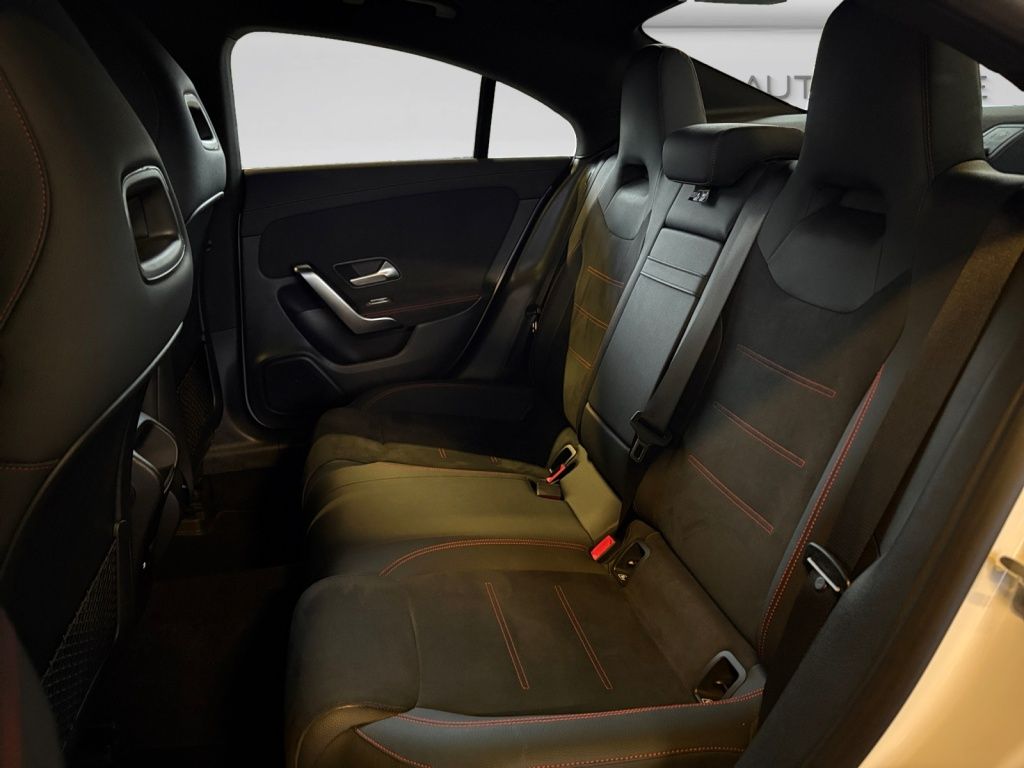 Mercedes-Benz CLA 200 2025