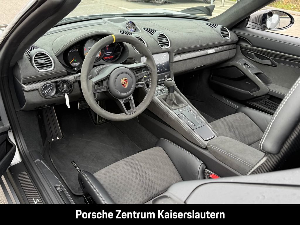 Porsche Boxster 2024