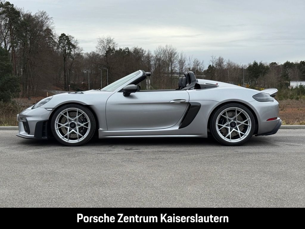 Porsche Boxster 2024