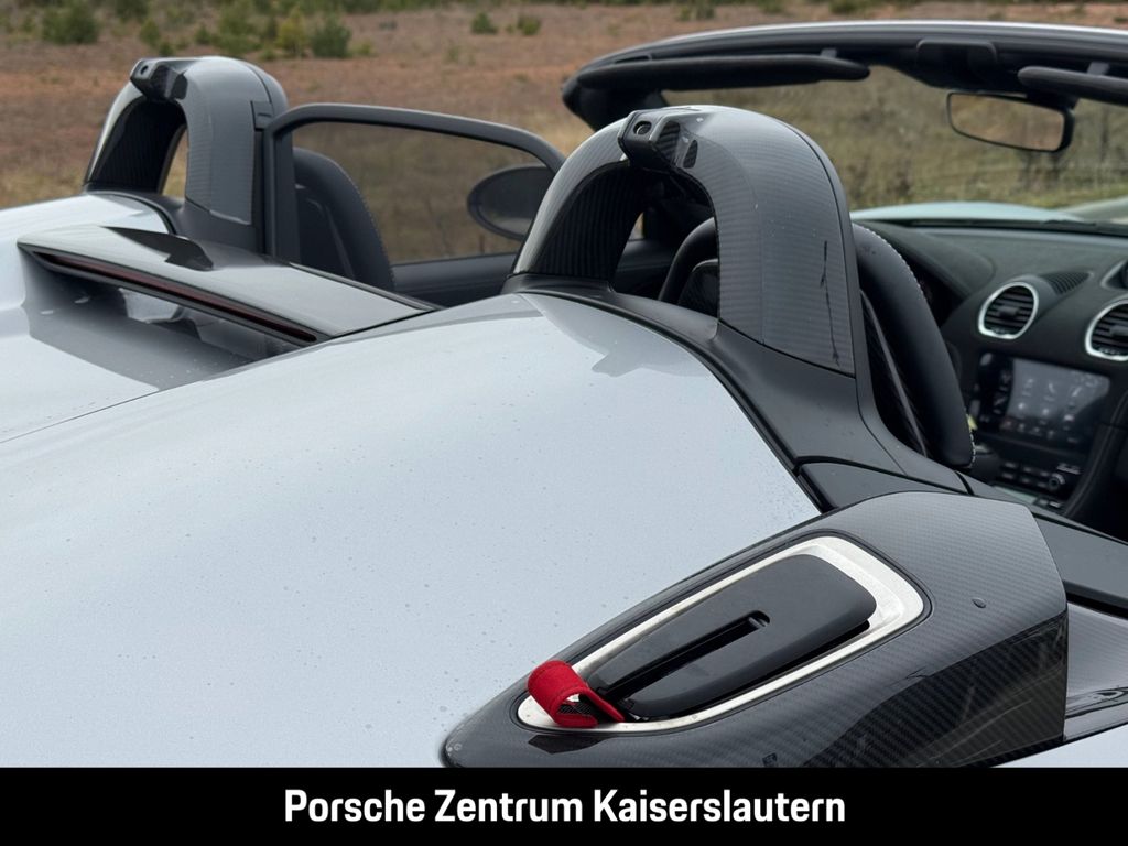Porsche Boxster 2024