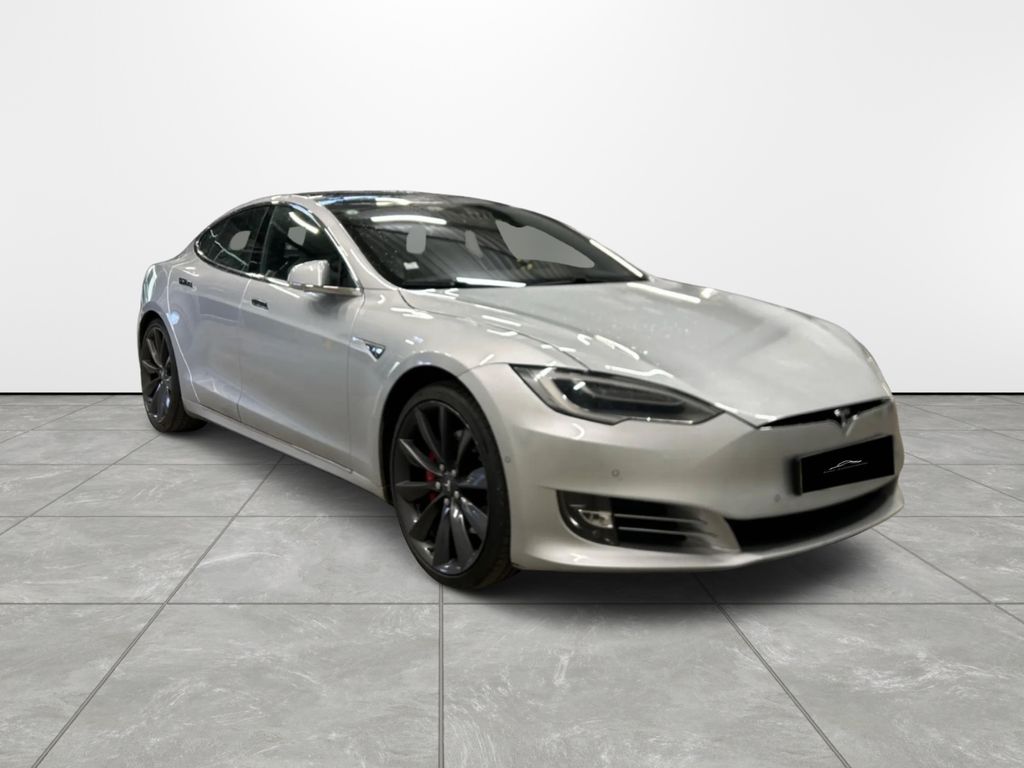 Tesla Model S 2018