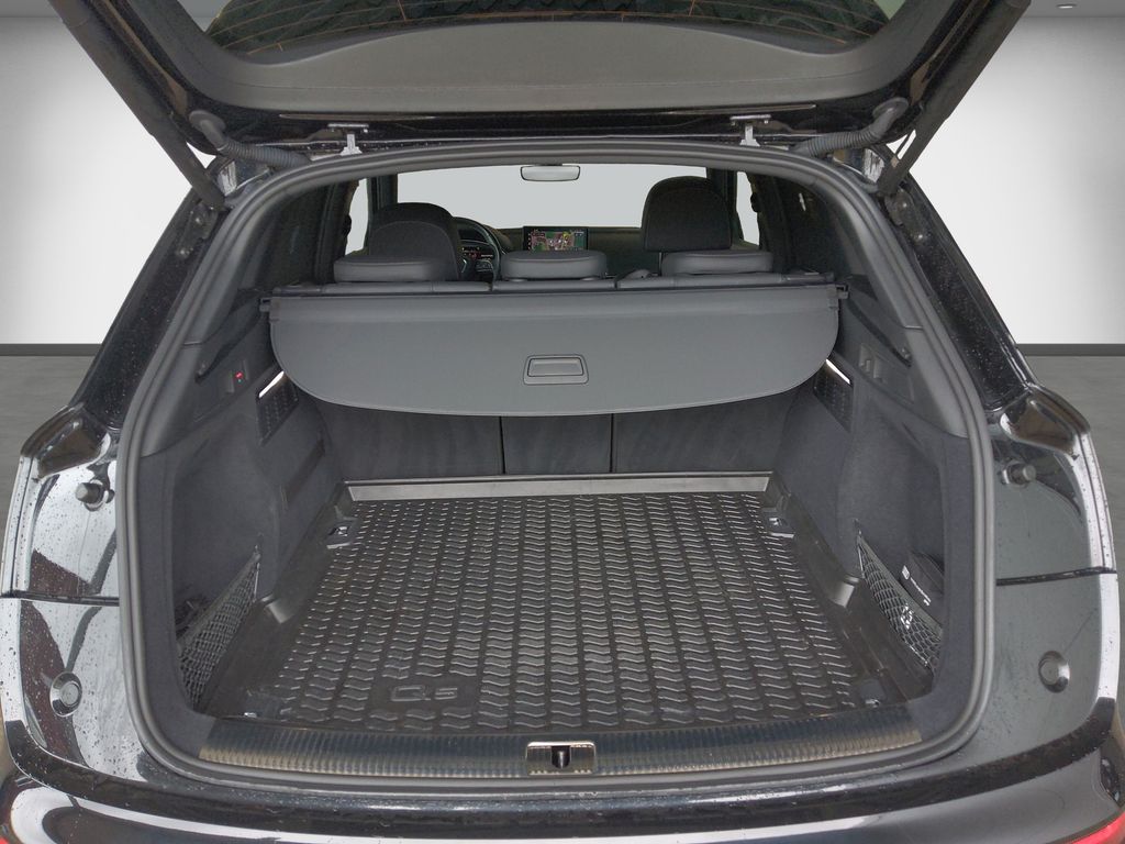 Audi SQ5 2023