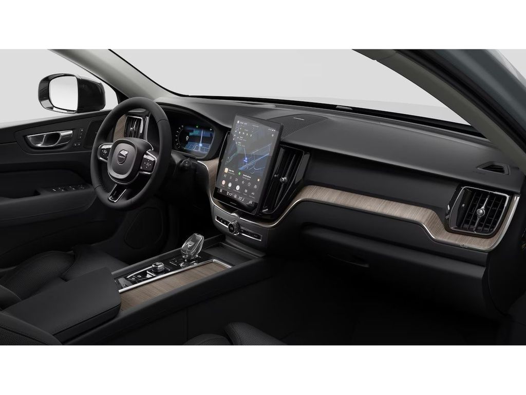 Volvo XC60 2025