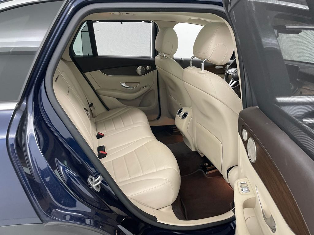 Mercedes-Benz GLC 300 2021