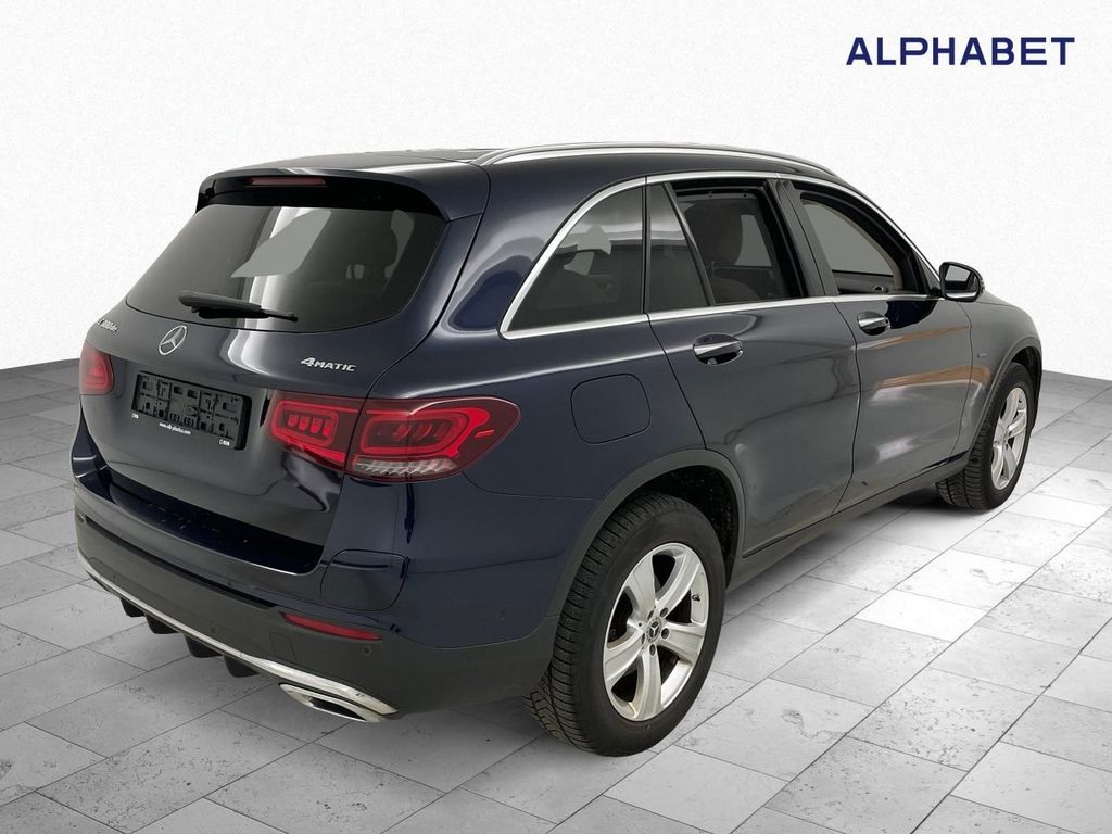 Mercedes-Benz GLC 300 2021