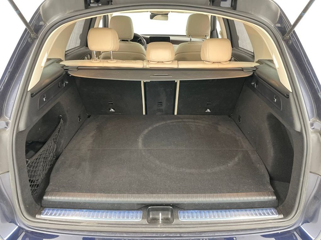 Mercedes-Benz GLC 300 2021