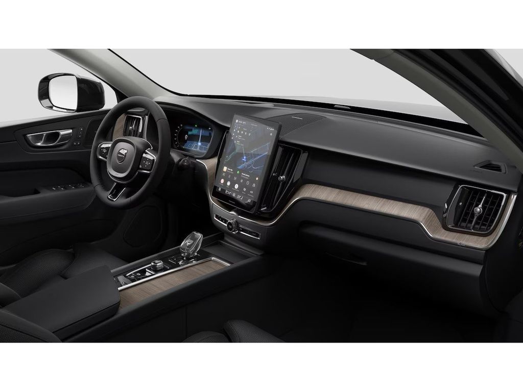 Volvo XC60 2025