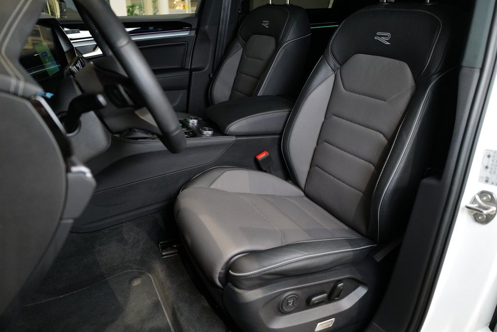 Volkswagen Touareg 2025